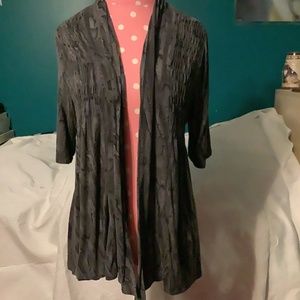 Unity World Wear Gray Shrug  M